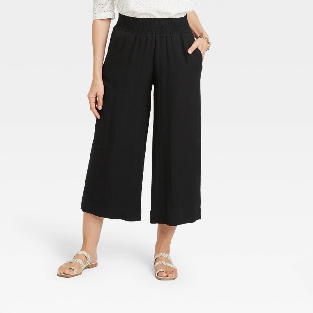 Cropped Wide Leg Pull On Linen Pants